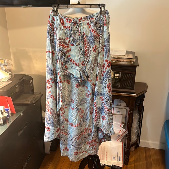 Angie Dresses & Skirts - Cute skirt shorts! Brand new!